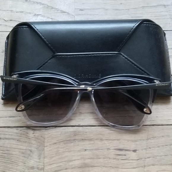 NEW!! GIVENCHY Clear Black Gray Cat Eye Sunglasses main image 4